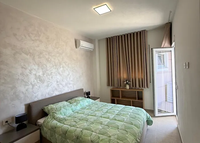 Portside Luxurious * Durrës