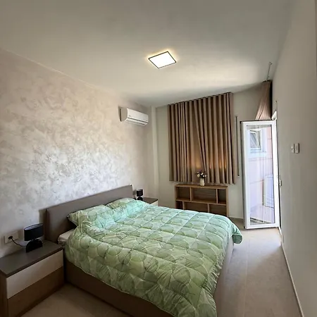 Portside Luxurious * Durres