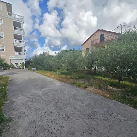 Portside Luxurious Apartament Durrës